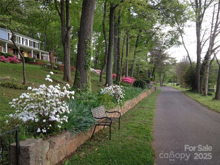 1055 Fairway Lane, Lincolnton, NC 28092.  MLS# CAR4284605, YatesRealty ID 29235. Spring streetview