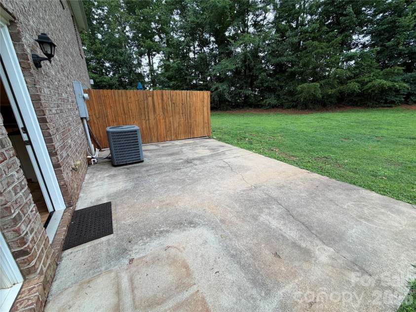 8017 Secluded Lane, Denver, NC 28037.  MLS# CAR4388285, YatesRealty ID 29235. Back patio