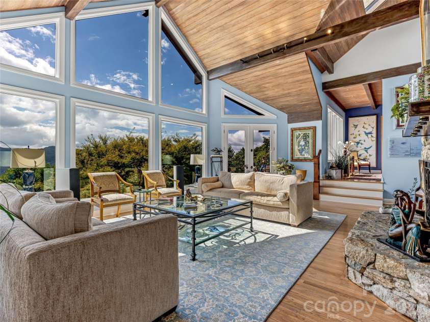 10 Beaverbrook Court, Asheville, NC 28804.  MLS# CAR4421624, YatesRealty ID 29236. 
