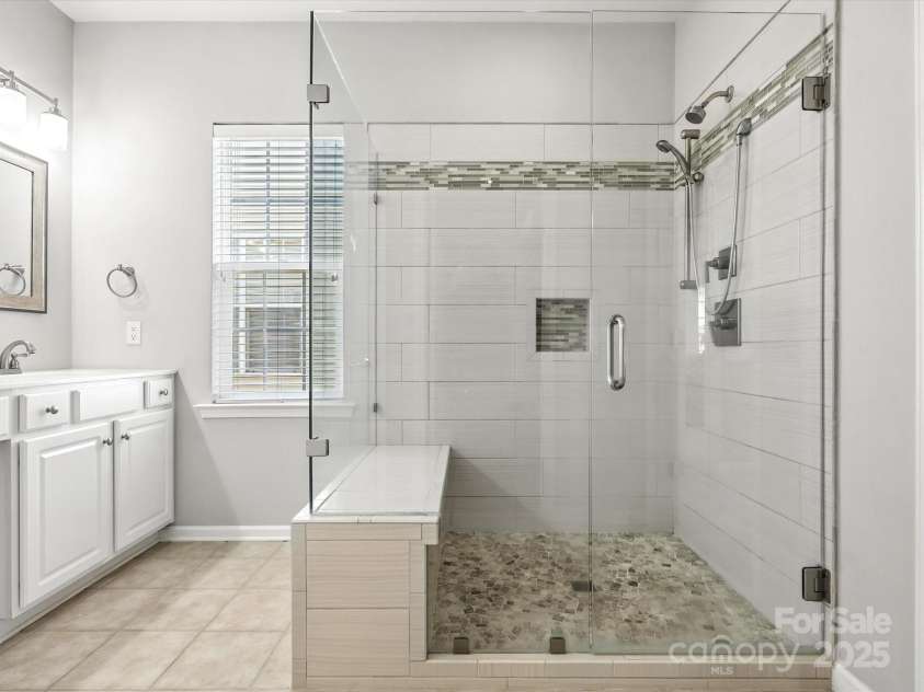 10317 Threatt Woods Drive, Charlotte, NC 28277.  MLS# CAR4283866, YatesRealty ID 29236. 