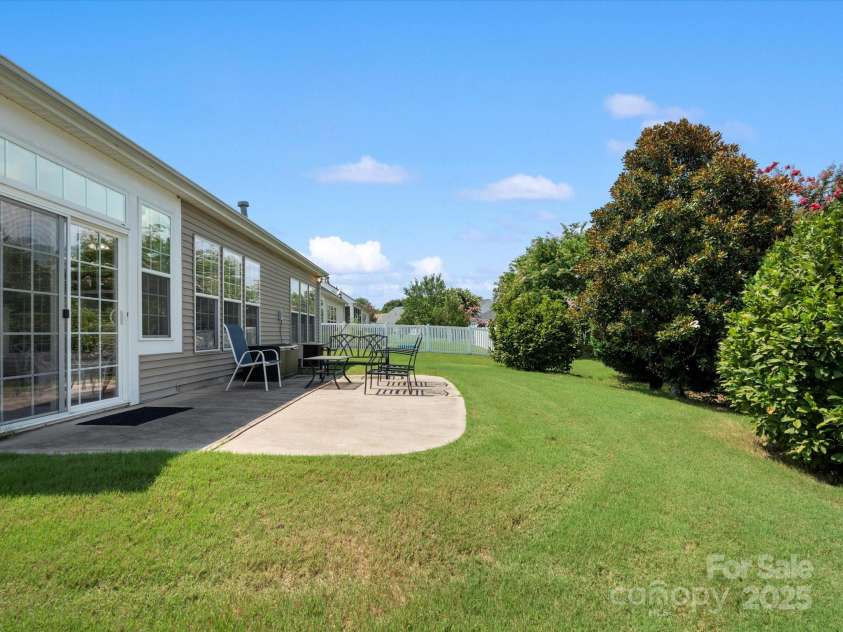 10317 Threatt Woods Drive, Charlotte, NC 28277.  MLS# CAR4283866, YatesRealty ID 29236. 