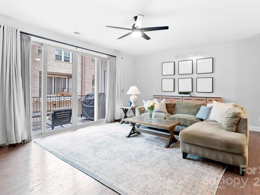 1224 Madison Towns Lane, Charlotte, NC 28209.  MLS# CAR4285970, YatesRealty ID 29237. 