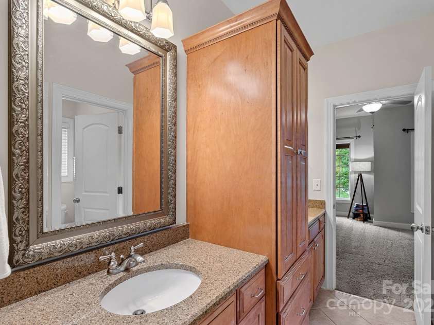 1305 Anniston Place, Wesley Chapel, NC 28079.  MLS# CAR4250299, YatesRealty ID 29238. Jack & Jill between bedroom 3 & 4