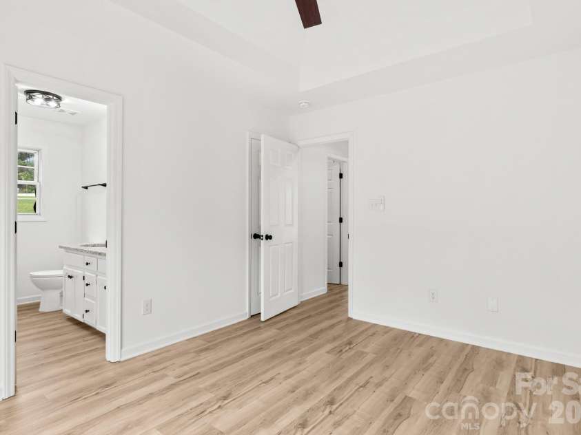 2931 Greenleaf Road, Clover, SC 29710.  MLS# CAR4391028, YatesRealty ID 29238. 