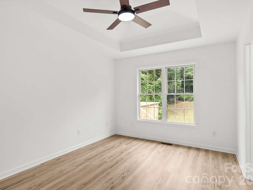 2931 Greenleaf Road, Clover, SC 29710.  MLS# CAR4391028, YatesRealty ID 29238. 