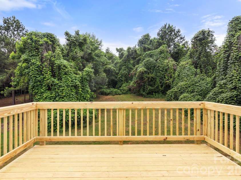 2931 Greenleaf Road, Clover, SC 29710.  MLS# CAR4391028, YatesRealty ID 29238. 