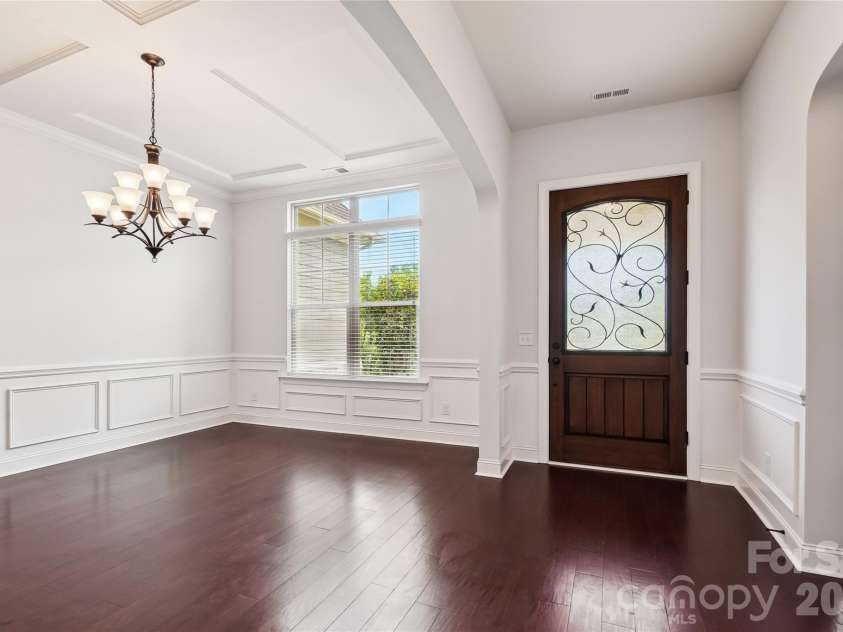 657 Chase Court, Fort Mill, SC 29708.  MLS# CAR4282996, YatesRealty ID 2924. Dining Room