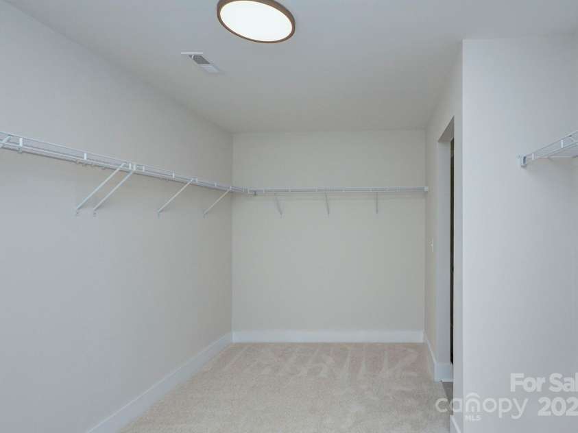 1033 Harrogate Drive, Bessemer City, NC 28016.  MLS# CAR4245497, YatesRealty ID 29240. 