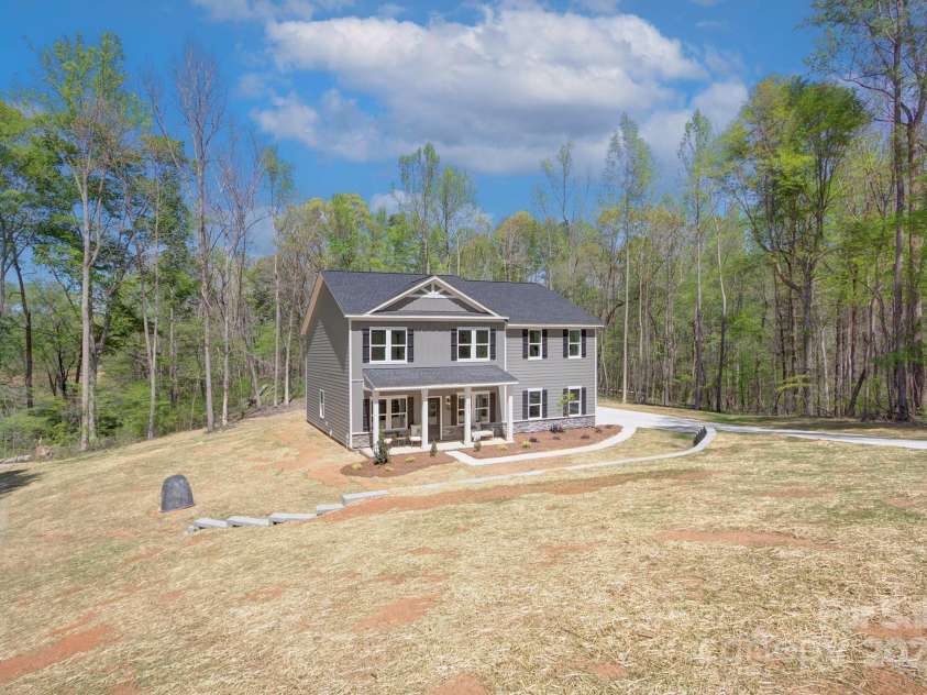 1033 Harrogate Drive, Bessemer City, NC 28016.  MLS# CAR4245497, YatesRealty ID 29240. 