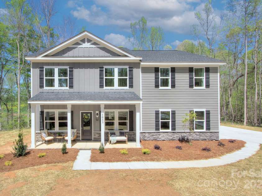 1033 Harrogate Drive, Bessemer City, NC 28016.  MLS# CAR4245497, YatesRealty ID 29240. 