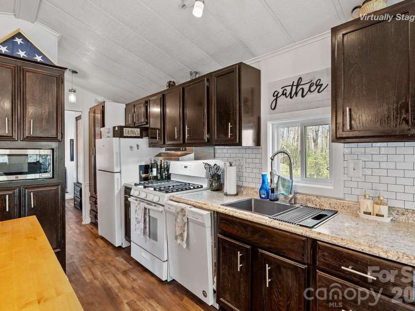 54 Kimiko Lane, Balsam Grove, NC 28708.  MLS# CAR4392084, YatesRealty ID 29243. 