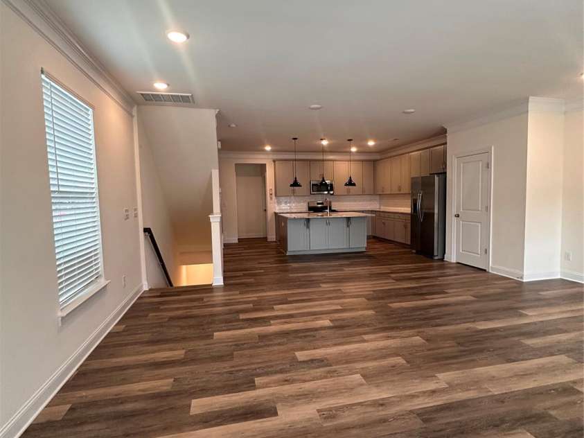 10207 Glenmere Creek Circle, Charlotte, NC 28262.  MLS# CAR4284626, YatesRealty ID 29245. 