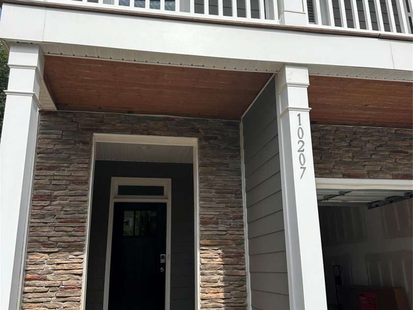 10207 Glenmere Creek Circle, Charlotte, NC 28262.  MLS# CAR4284626, YatesRealty ID 29245. Front of the house