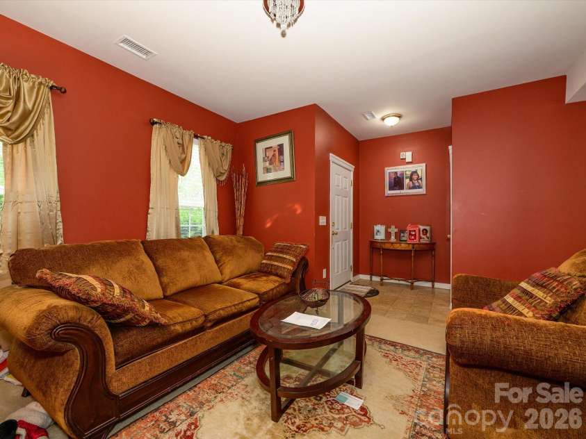 5424 Nightshade Oaks Drive, Charlotte, NC 28227.  MLS# CAR4390959, YatesRealty ID 29246. 