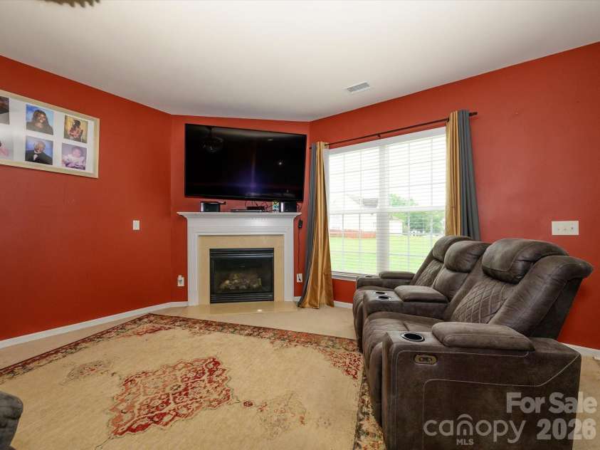 5424 Nightshade Oaks Drive, Charlotte, NC 28227.  MLS# CAR4390959, YatesRealty ID 29246. 