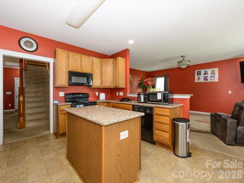 5424 Nightshade Oaks Drive, Charlotte, NC 28227.  MLS# CAR4390959, YatesRealty ID 29246. 