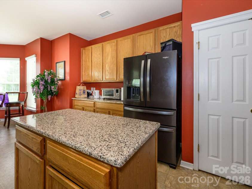 5424 Nightshade Oaks Drive, Charlotte, NC 28227.  MLS# CAR4390959, YatesRealty ID 29246. 