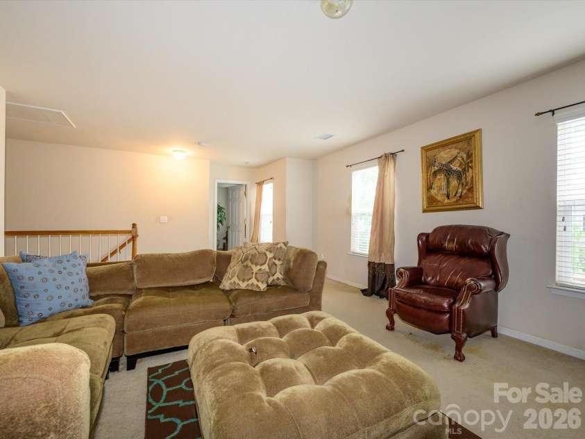 5424 Nightshade Oaks Drive, Charlotte, NC 28227.  MLS# CAR4390959, YatesRealty ID 29246. 