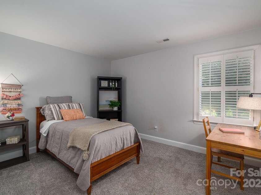 1705 Clubview Circle, Gastonia, NC 28056.  MLS# CAR4271543, YatesRealty ID 29247. Bedroom 3