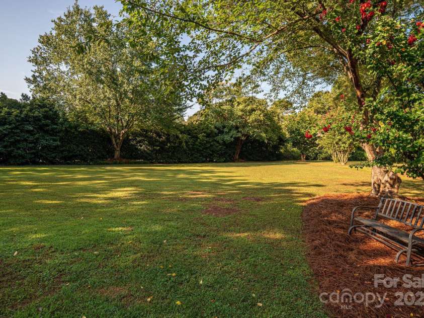 1705 Clubview Circle, Gastonia, NC 28056.  MLS# CAR4271543, YatesRealty ID 29247. What could you use all of this space for?