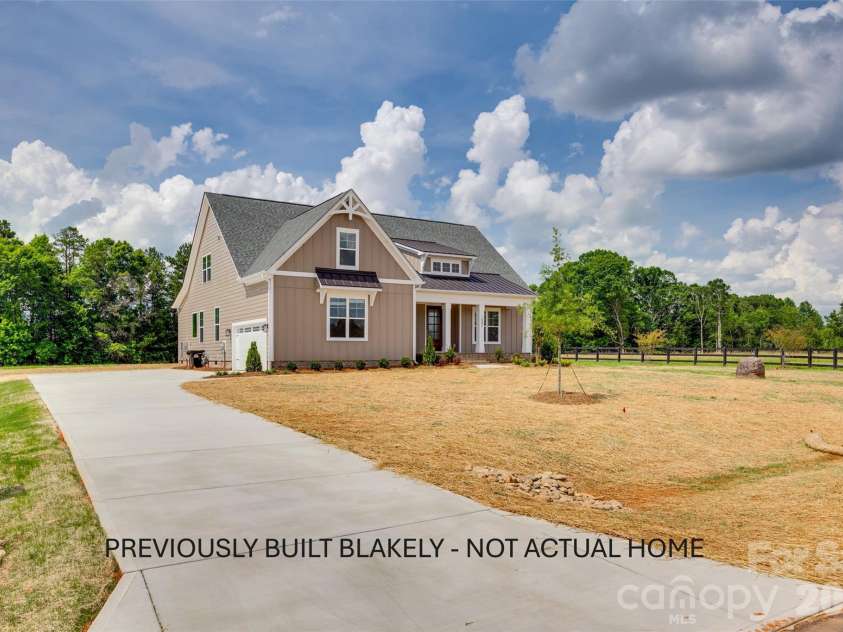 1032 Patrick Road, Gastonia, NC 28056.  MLS# CAR4388910, YatesRealty ID 29248. 