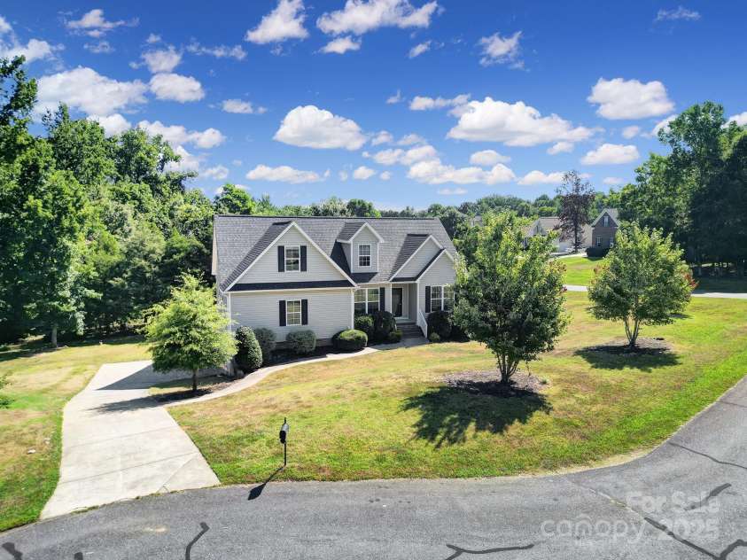 2708 Barwick Lane, Rock Hill, SC 29730.  MLS# CAR4286327, YatesRealty ID 29249. 