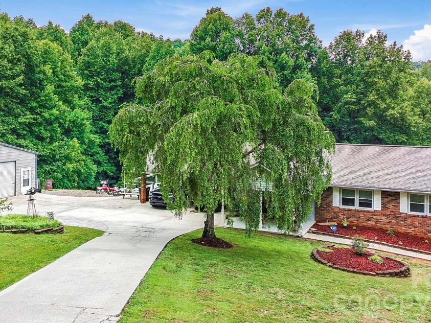 303 Alexander Drive, North Wilkesboro, NC 28659.  MLS# CAR4392007, YatesRealty ID 29249. 