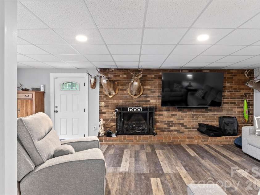 303 Alexander Drive, North Wilkesboro, NC 28659.  MLS# CAR4392007, YatesRealty ID 29249. 