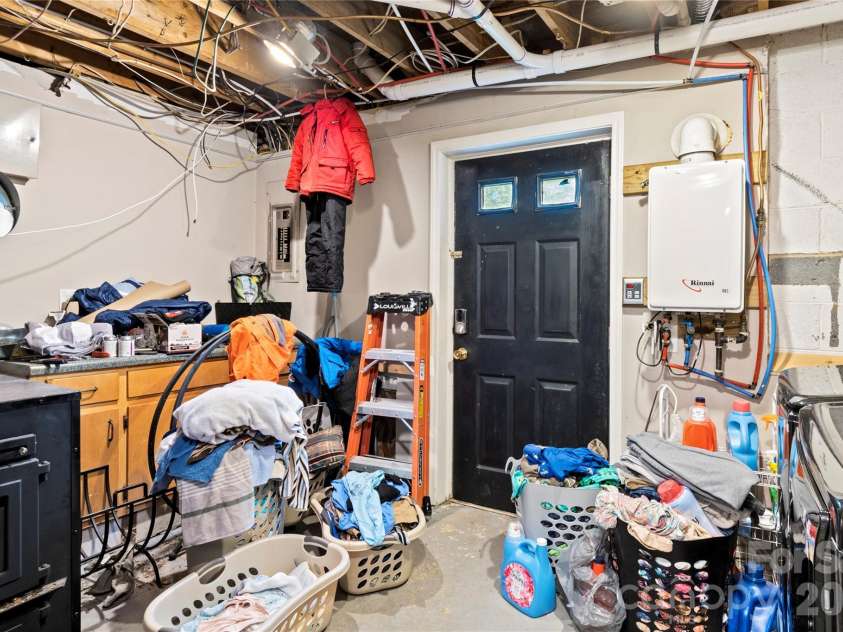 303 Alexander Drive, North Wilkesboro, NC 28659.  MLS# CAR4392007, YatesRealty ID 29249. 