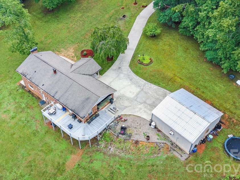 303 Alexander Drive, North Wilkesboro, NC 28659.  MLS# CAR4392007, YatesRealty ID 29249. 