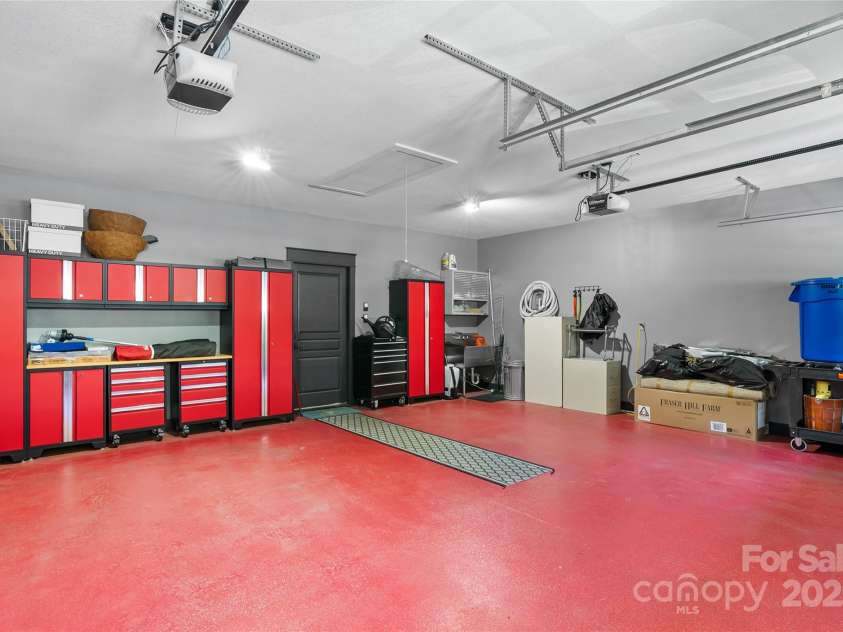 159 Alta Circle, Hendersonville, NC 28739.  MLS# CAR4300821, YatesRealty ID 2925. Garage 