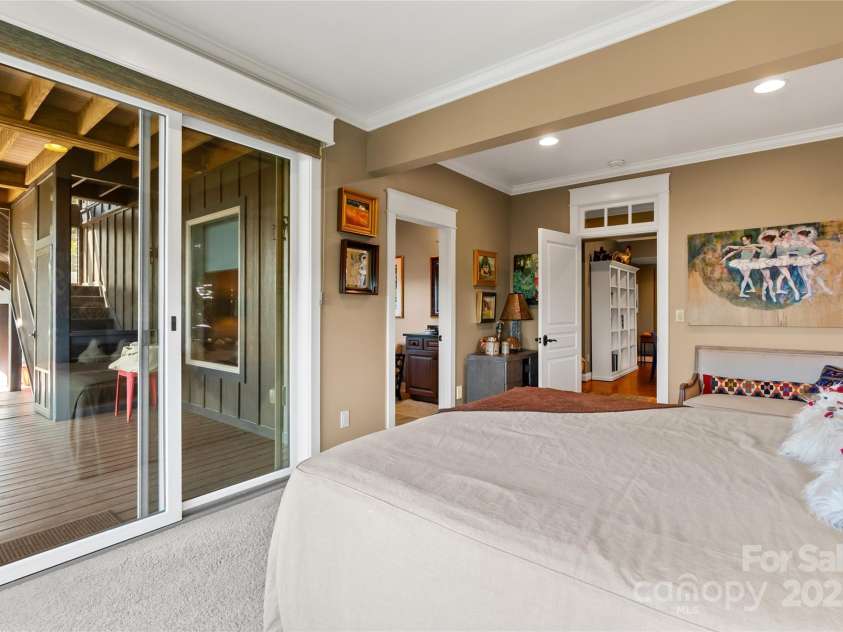 159 Alta Circle, Hendersonville, NC 28739.  MLS# CAR4300821, YatesRealty ID 2925. Guest room en suite with direct access to lower level porch