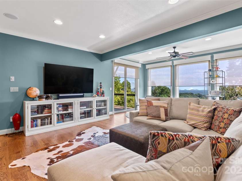 159 Alta Circle, Hendersonville, NC 28739.  MLS# CAR4300821, YatesRealty ID 2925. Lower level 