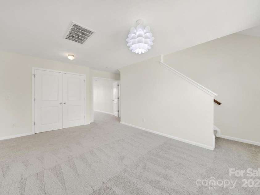 125 Karlstad Lane, Mooresville, NC 28115.  MLS# CAR4286478, YatesRealty ID 29250. 