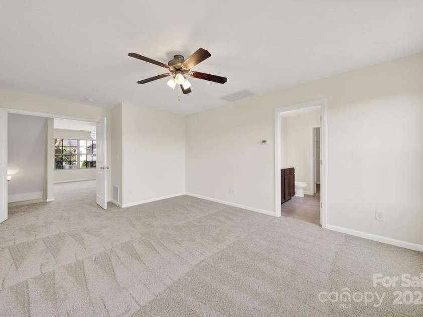 125 Karlstad Lane, Mooresville, NC 28115.  MLS# CAR4286478, YatesRealty ID 29250. 