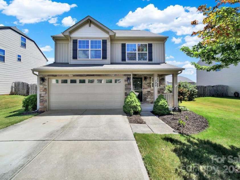 125 Karlstad Lane, Mooresville, NC 28115.  MLS# CAR4286478, YatesRealty ID 29250. 