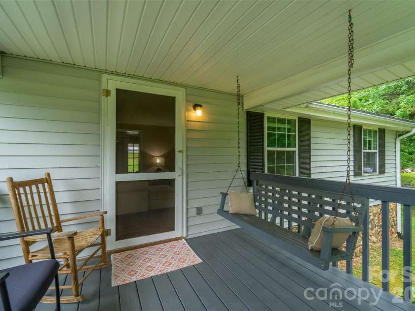 1350 Skeenah Road, Franklin, NC 28734.  MLS# CAR4388615, YatesRealty ID 29250. Front Porch