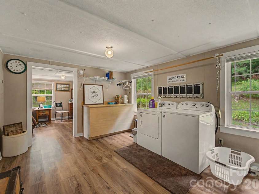 1350 Skeenah Road, Franklin, NC 28734.  MLS# CAR4388615, YatesRealty ID 29250. Laundry Area