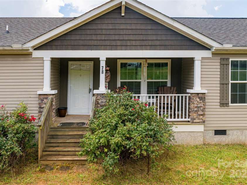 78 Hillcrest Drive, Candler, NC 28715.  MLS# CAR4286565, YatesRealty ID 29251. 