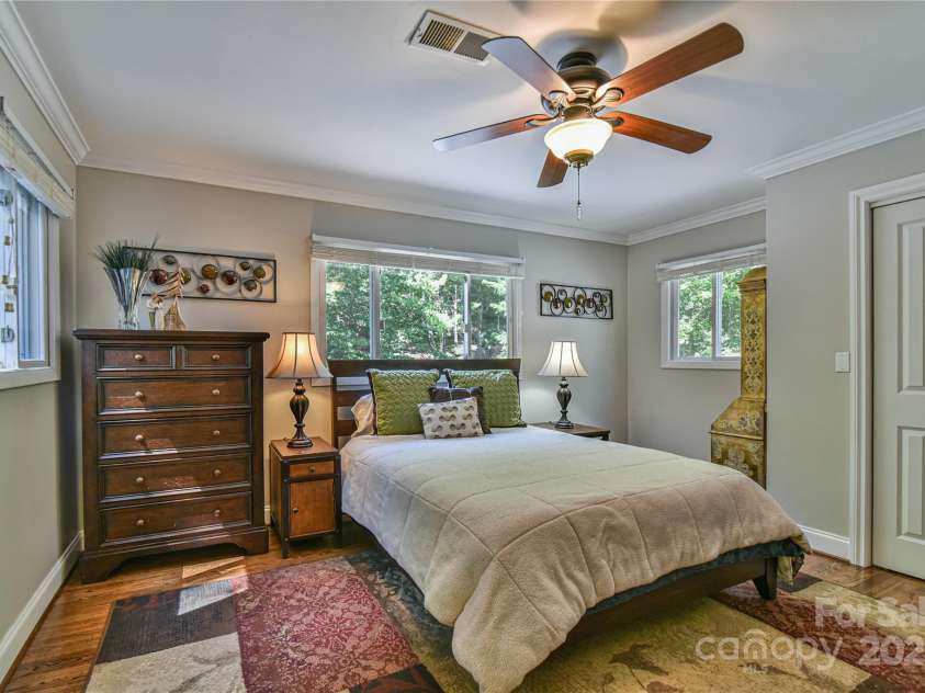 409 North Fork Road, Black Mountain, NC 28711.  MLS# CAR4284708, YatesRealty ID 29252. 