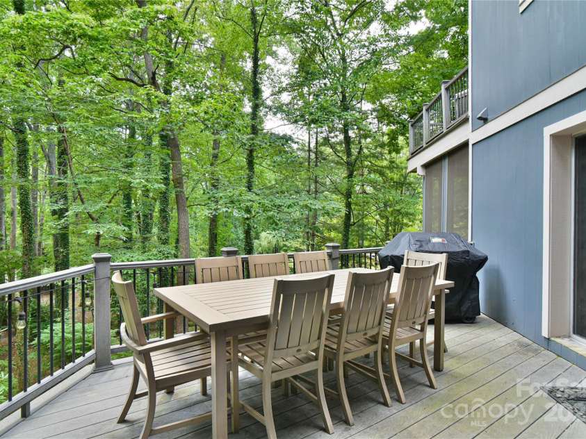 409 North Fork Road, Black Mountain, NC 28711.  MLS# CAR4284708, YatesRealty ID 29252. 