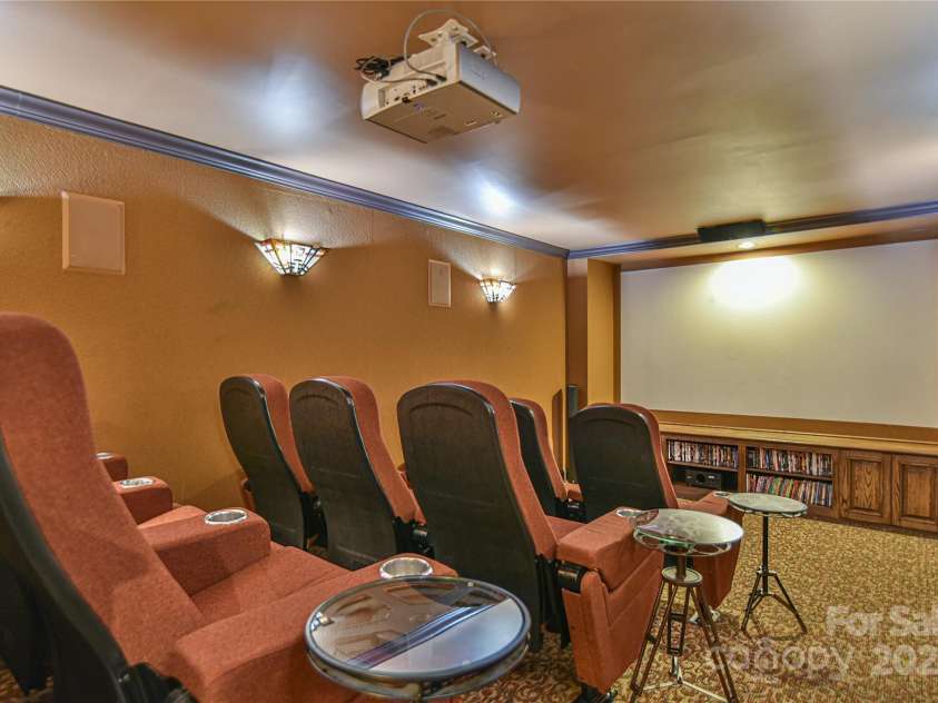 409 North Fork Road, Black Mountain, NC 28711.  MLS# CAR4284708, YatesRealty ID 29252. 