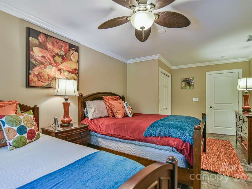 409 North Fork Road, Black Mountain, NC 28711.  MLS# CAR4284708, YatesRealty ID 29252. 