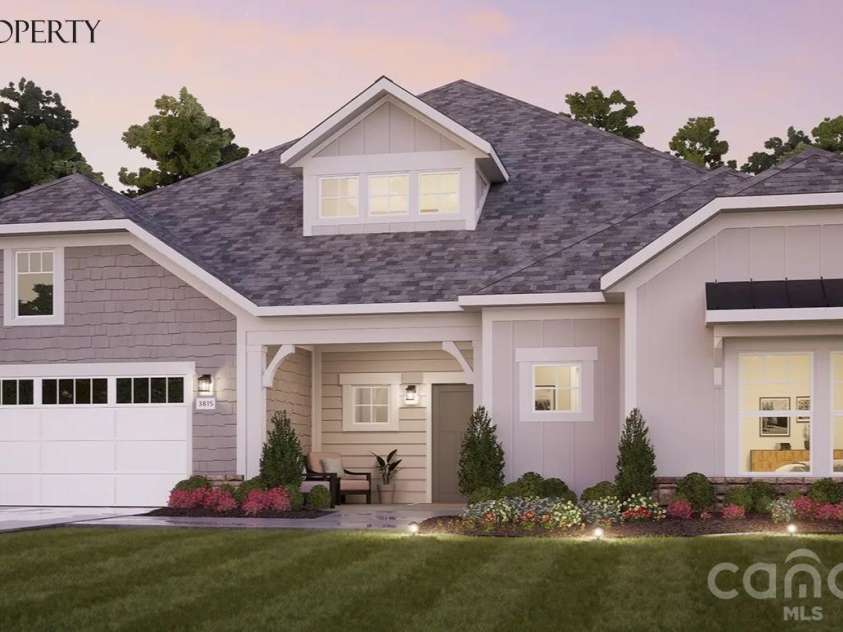 3036 Creek Bridge Circle, Charlotte, NC 28213.  MLS# CAR4391357, YatesRealty ID 29254. 