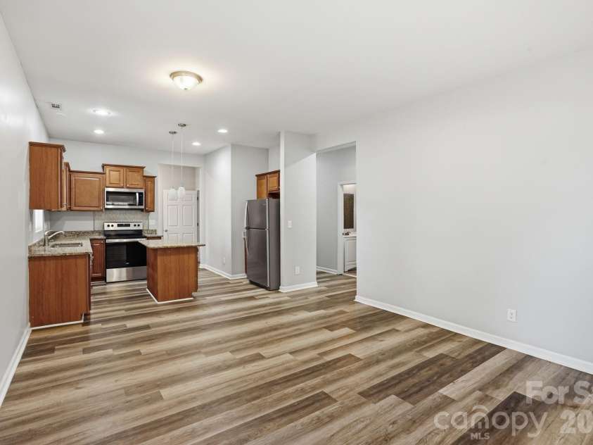 4514 Wildwood Avenue, Charlotte, NC 28208.  MLS# CAR4391328, YatesRealty ID 29255. 