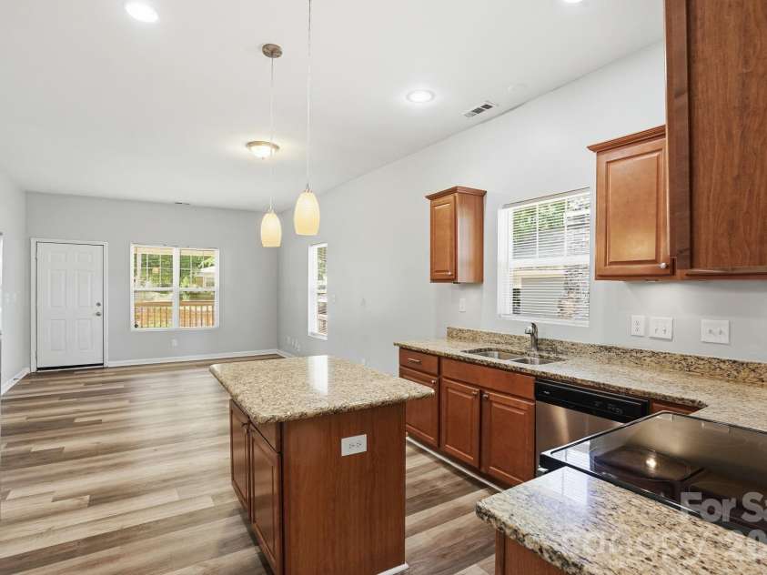 4514 Wildwood Avenue, Charlotte, NC 28208.  MLS# CAR4391328, YatesRealty ID 29255. 