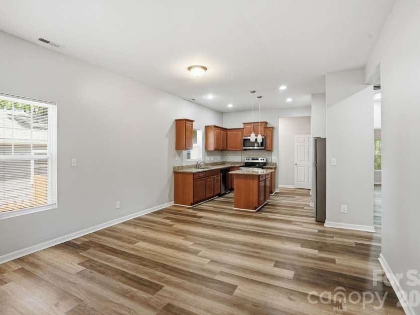 4514 Wildwood Avenue, Charlotte, NC 28208.  MLS# CAR4391328, YatesRealty ID 29255. 
