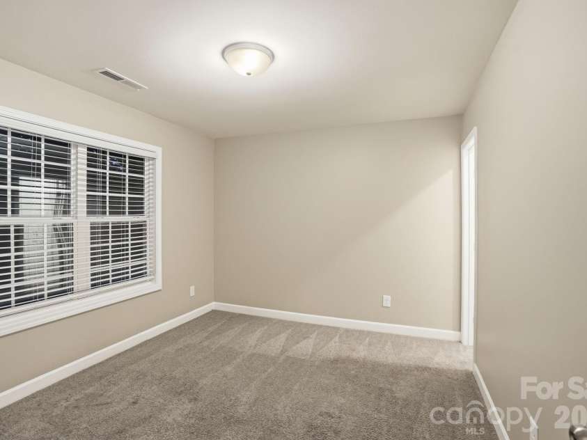 719 Hillside Street, Kannapolis, NC 28083.  MLS# CAR4391327, YatesRealty ID 29256. 