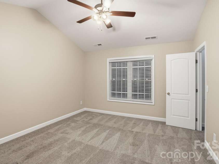 719 Hillside Street, Kannapolis, NC 28083.  MLS# CAR4391327, YatesRealty ID 29256. 