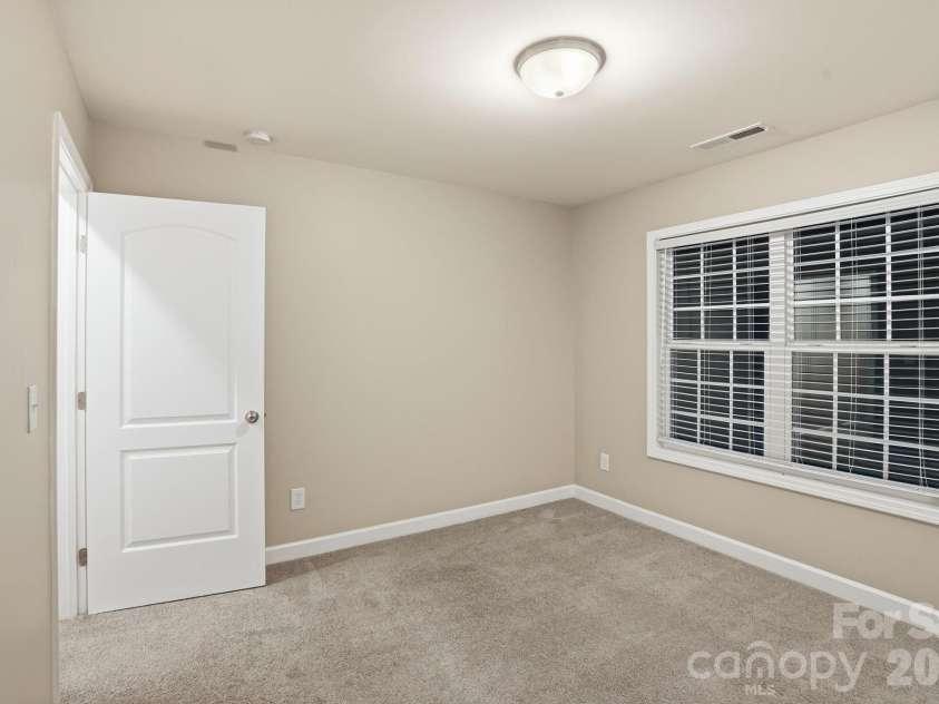 719 Hillside Street, Kannapolis, NC 28083.  MLS# CAR4391327, YatesRealty ID 29256. 